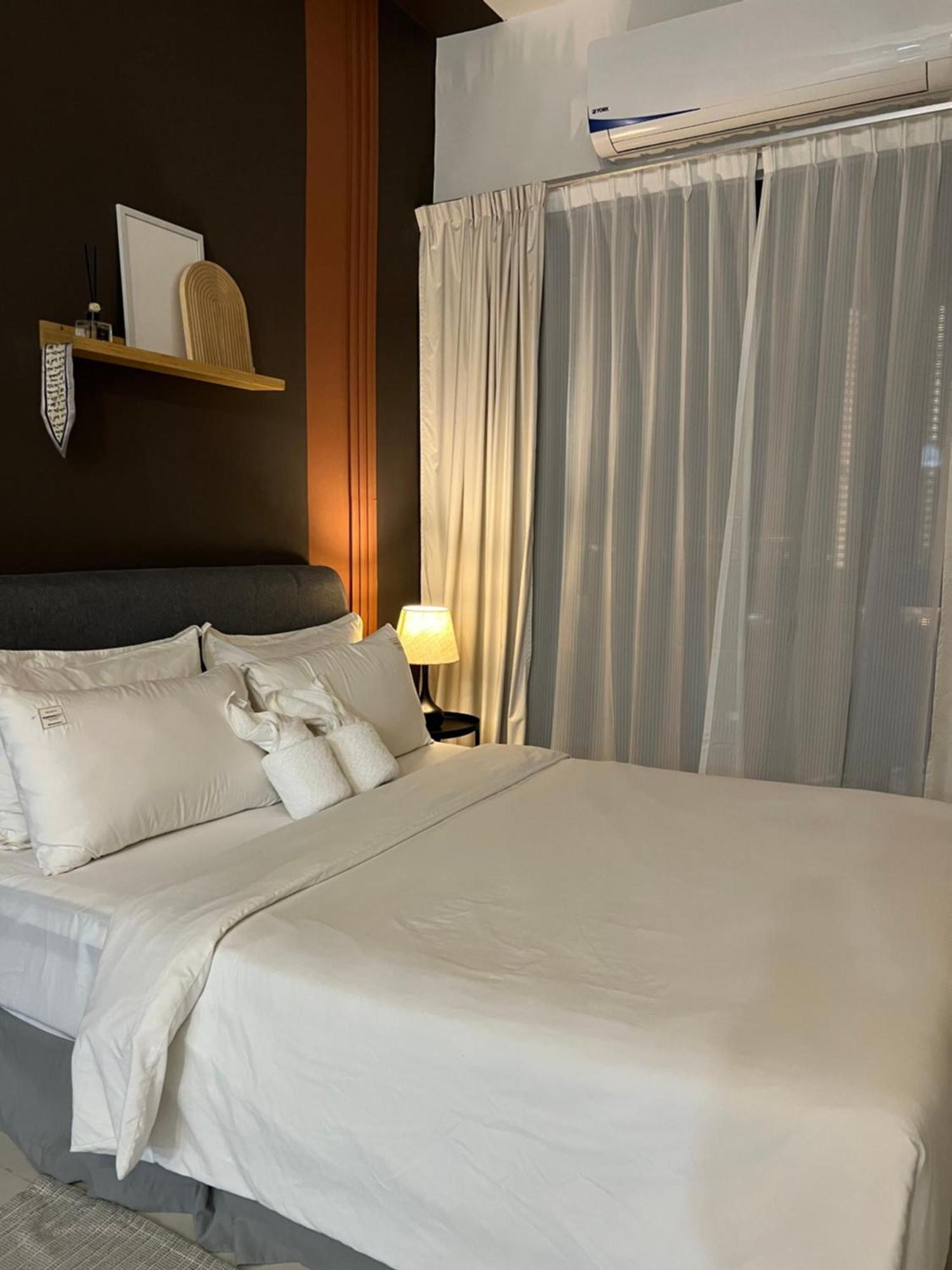 Nl Core Soho Suite Klia Sepang Bagian luar foto
